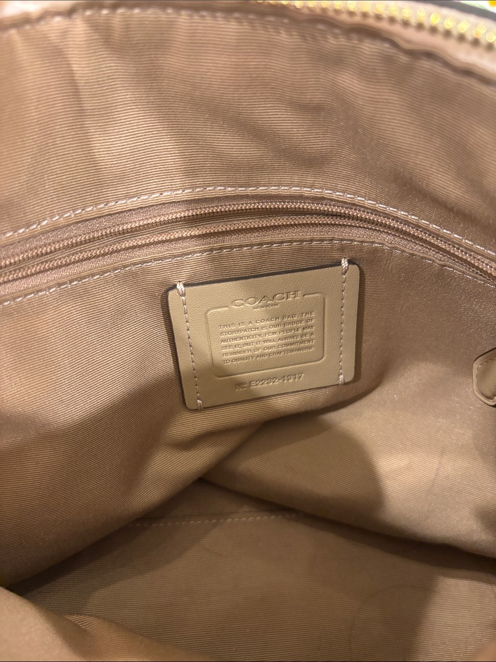 Coach Chalk Pebbled Leather Satchel with Gold Hardware - Picture 4 of 5